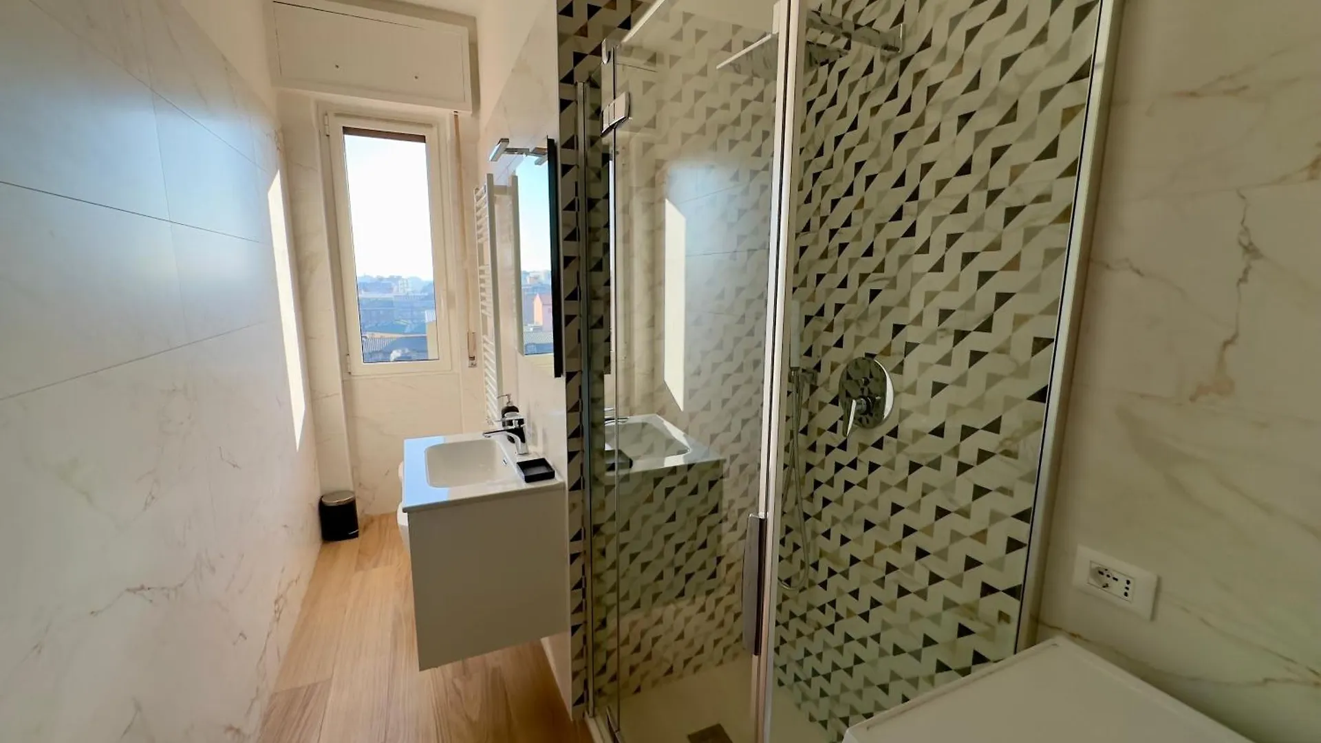 Comfort Corner Two Bedroom Cesano Boscone 0*,