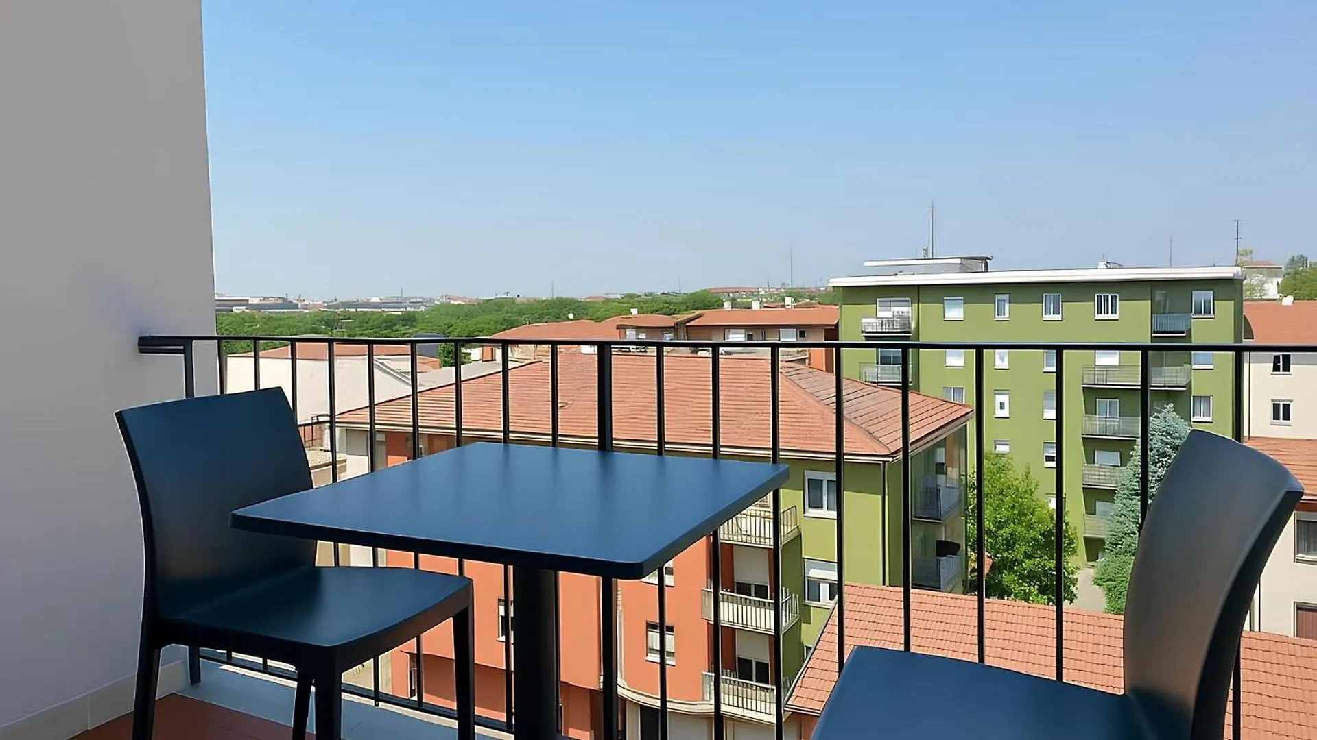 Comfort Corner Two Bedroom Cesano Boscone