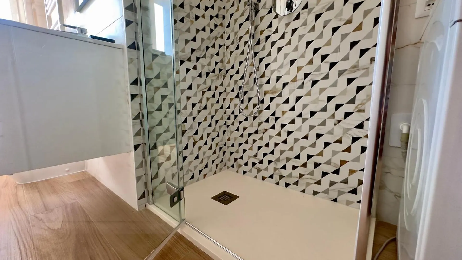 Comfort Corner Two Bedroom Cesano Boscone 0*,