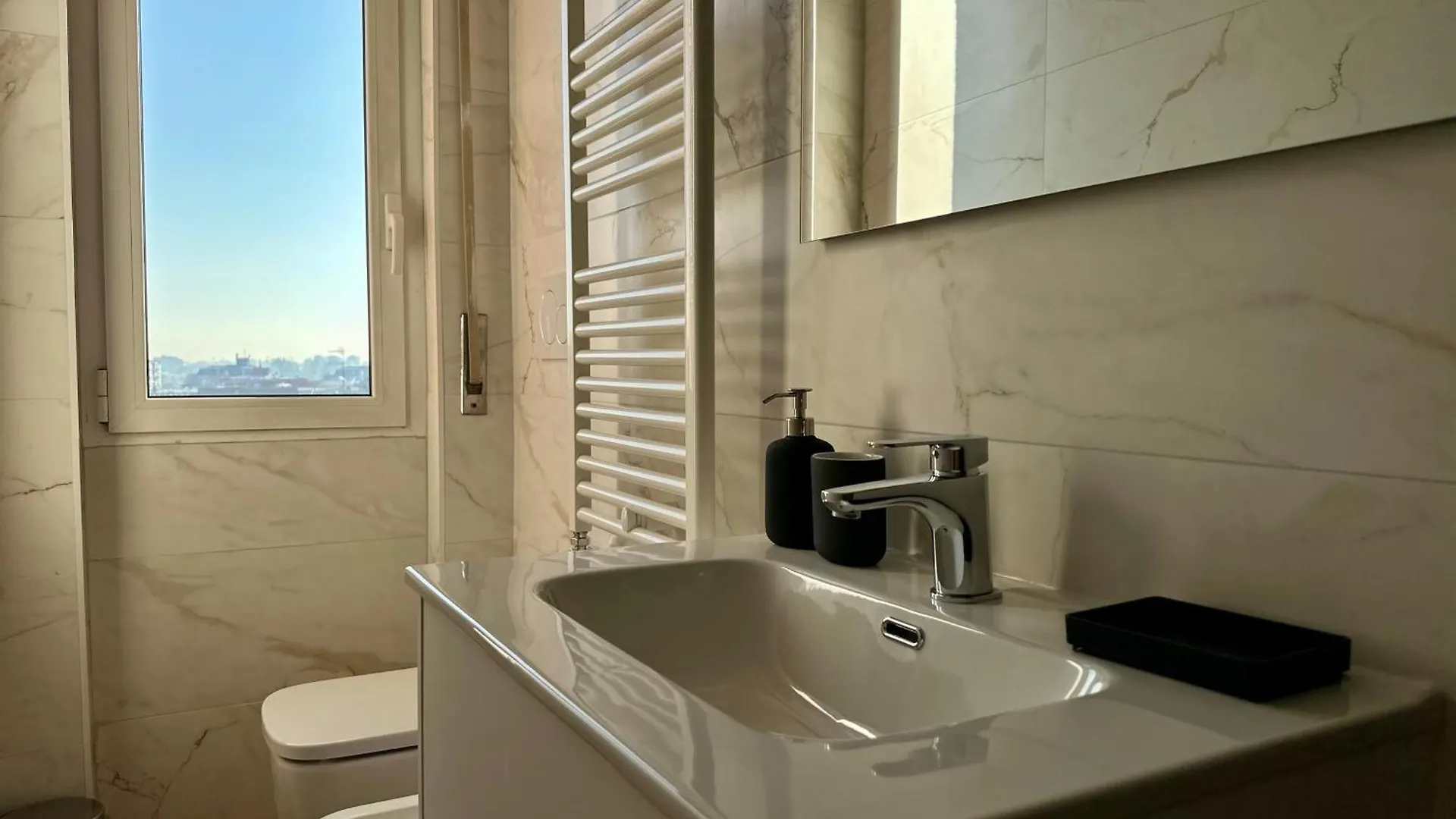 Apartment Comfort Corner Two Bedroom Cesano Boscone